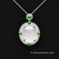 Pendentif en or massif de jadeite blanc glacé 18K